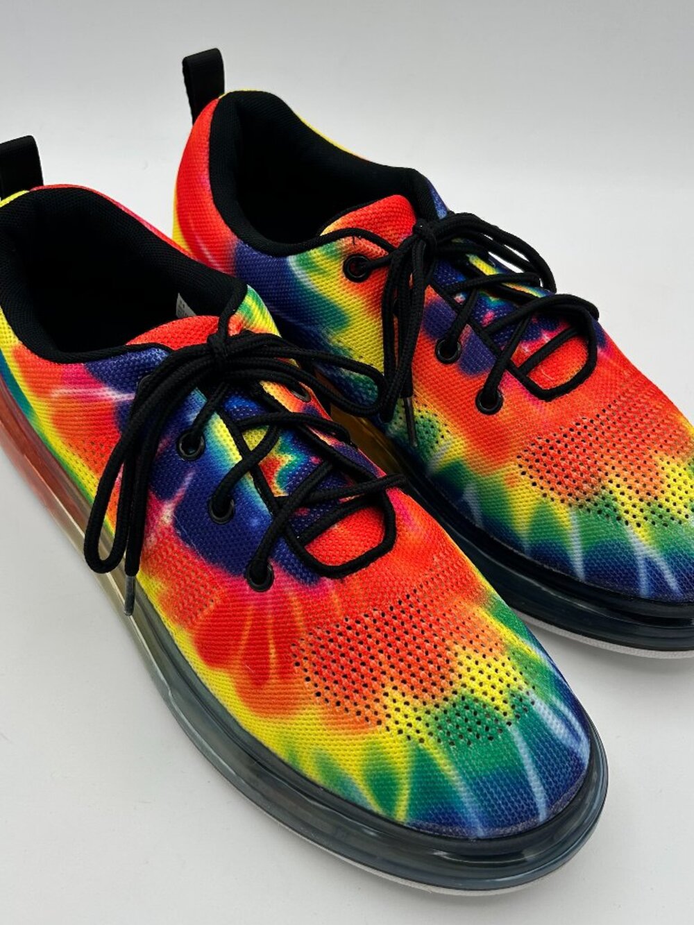 Cape Robbin Burst SS Rainbow Tie Dye Sneakers Women's Size 11
